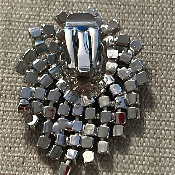 Vintage clip on rhinestone fabulous earrings - Picture 3 of 3